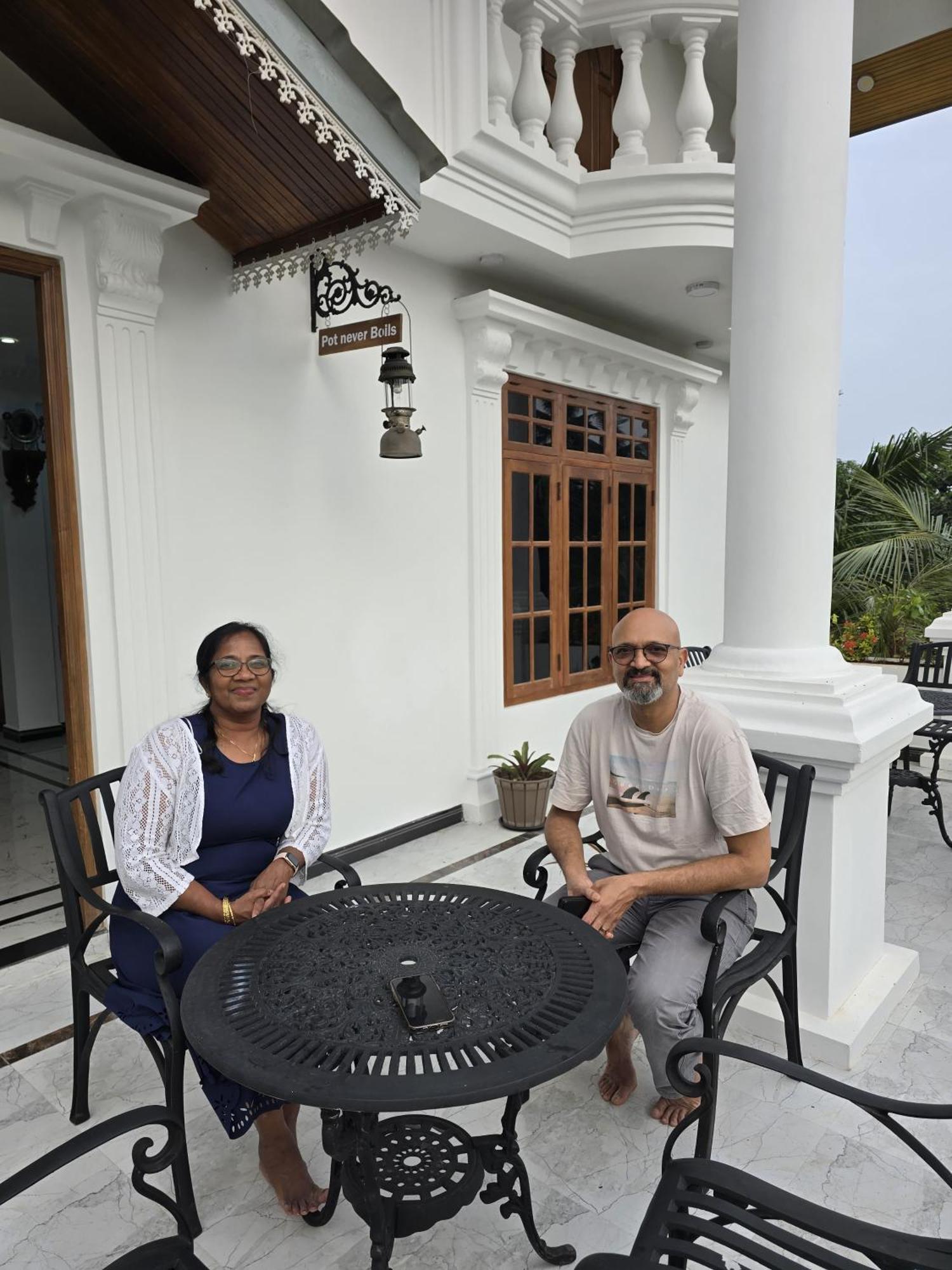 Munril Guest Lägenhet Jaffna Exteriör bild
