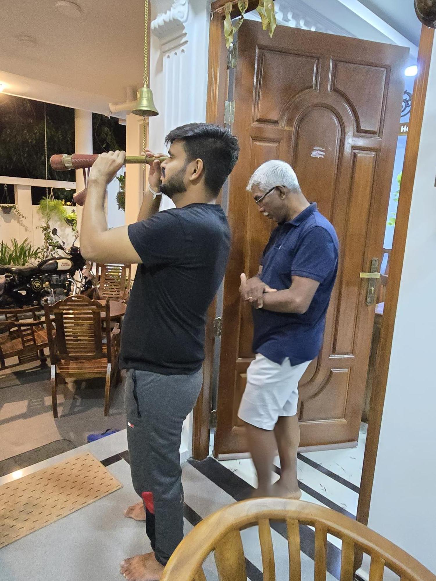 Munril Guest Lägenhet Jaffna Exteriör bild