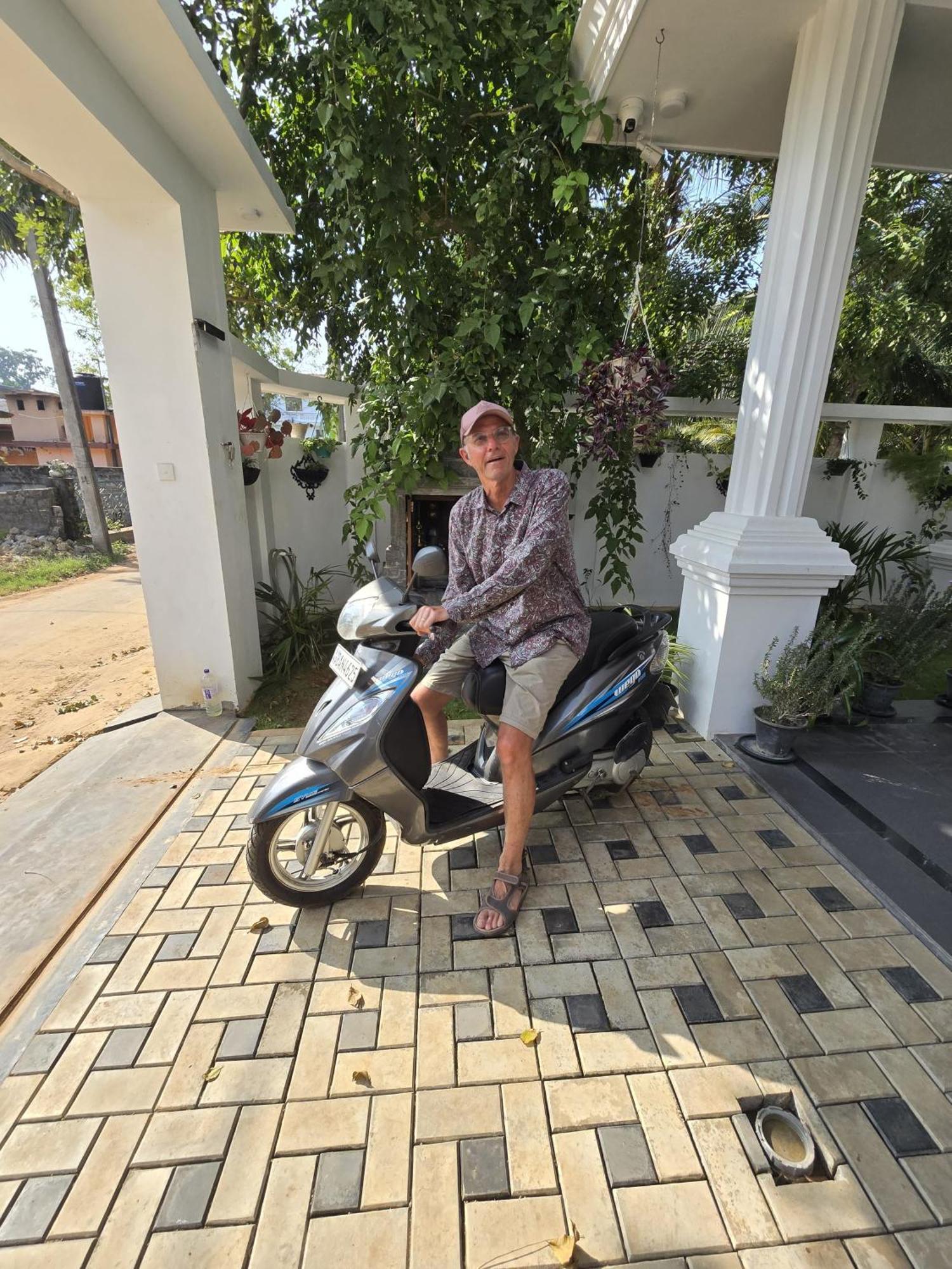 Munril Guest Lägenhet Jaffna Exteriör bild